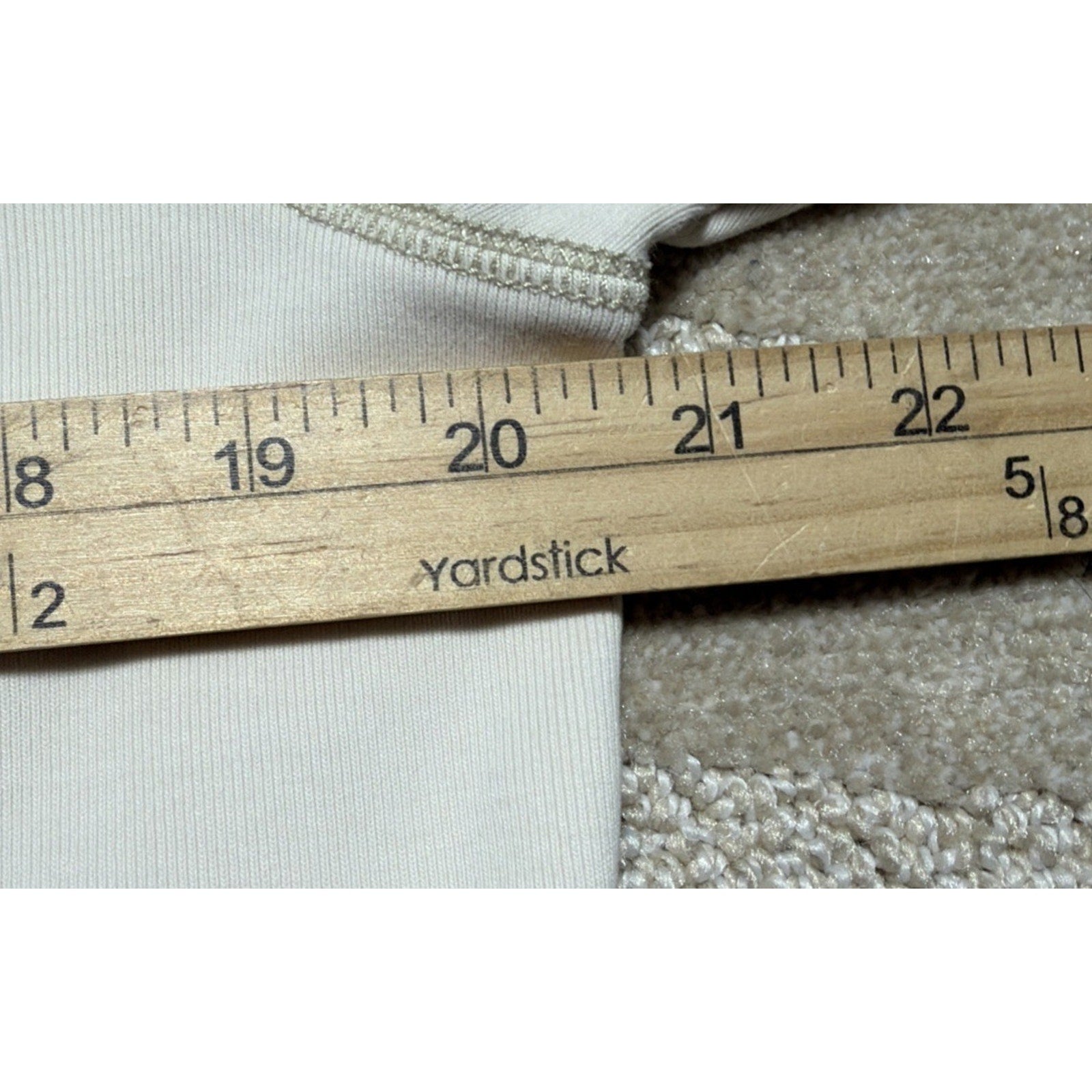 Eddie Bauer Womens Beige Crewneck Oversized Sweatshirt - Medium
