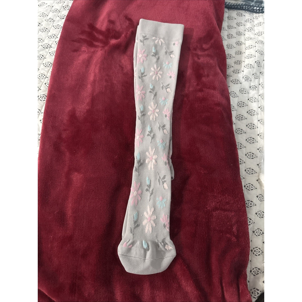 MUK LUKS Women’s Gray Floral Knee High Compression Socks Pink Blue Flowers