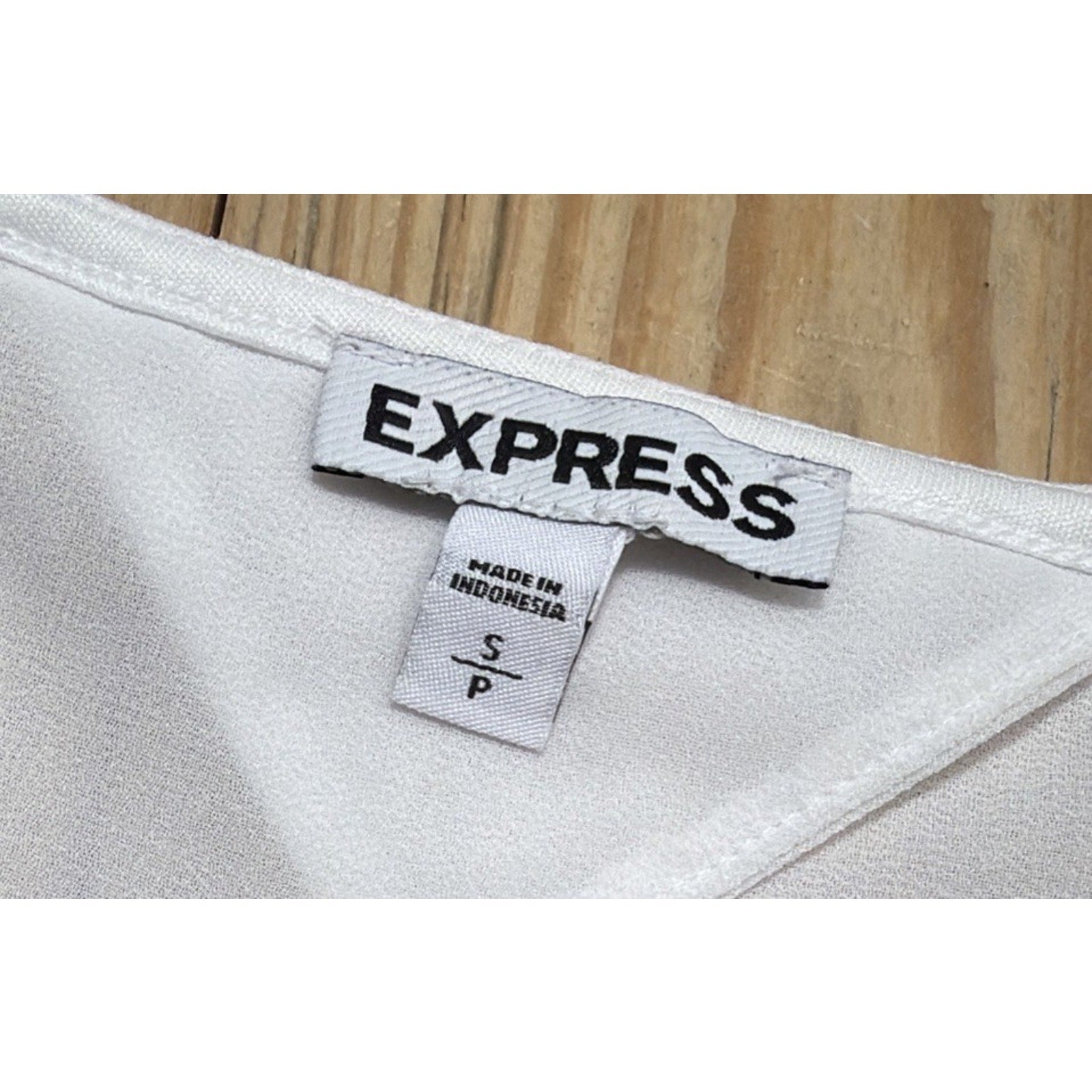 Express Petite Size S Sheer Ribbed White Top Blouse Women Modern Stylish Back
