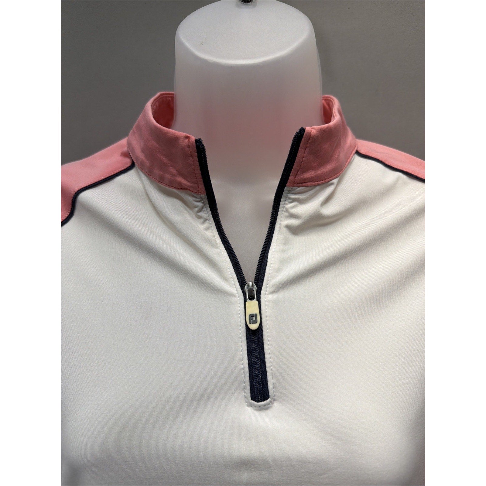 FootJoy Women Longsleeve Sun Protection Golf Pullover White/ Pink Small