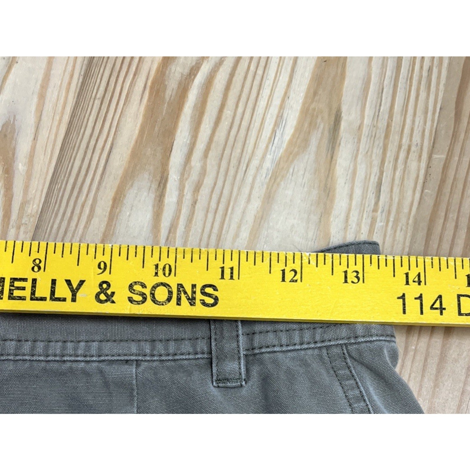 J Crew Women's Active Cargo Shorts Size 4 Khaki Brown Zipper Pockets 100% Cotton