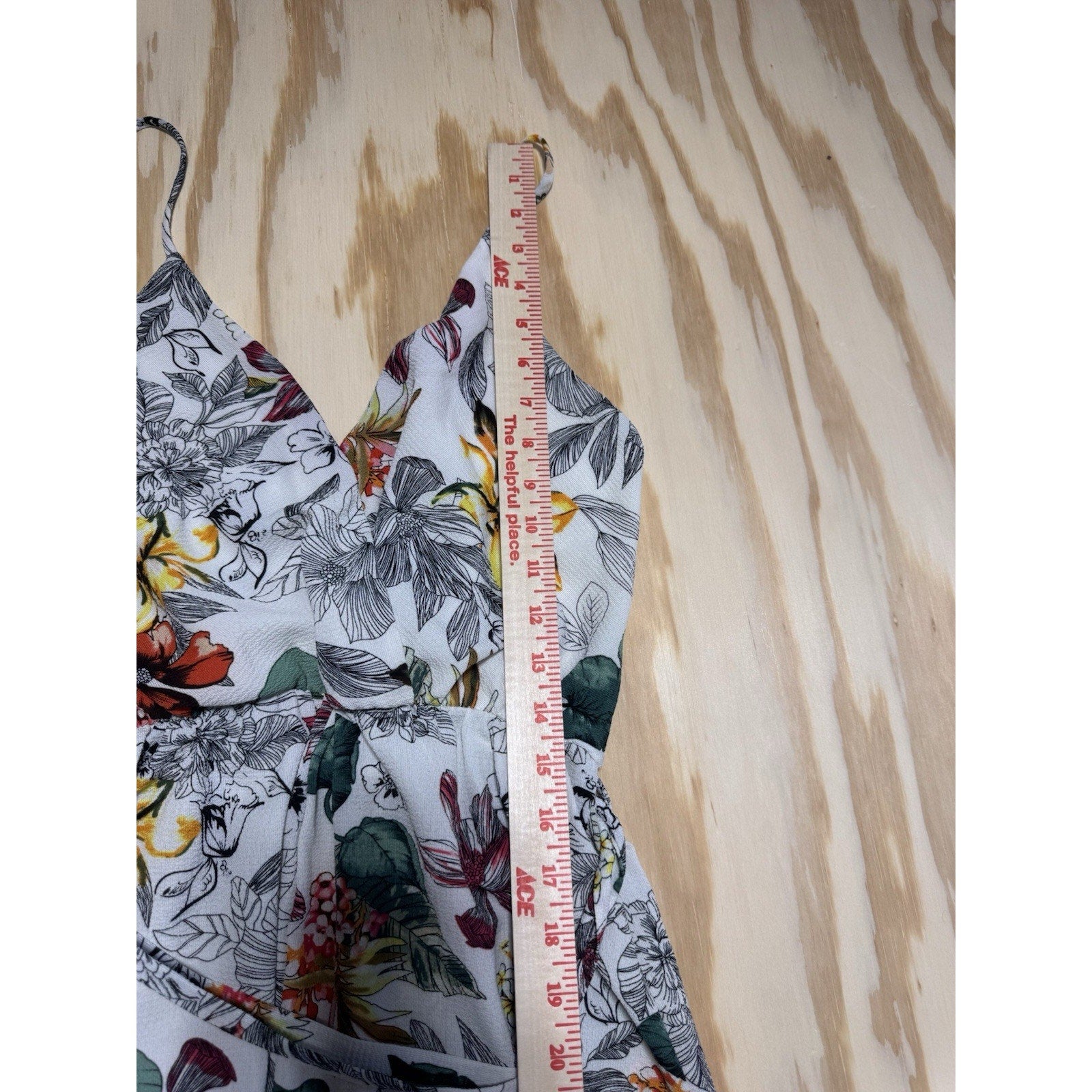 Shop 17 Floral Jumpsuit Women’s Size Large Large Multi-colored Wide Leg Tied