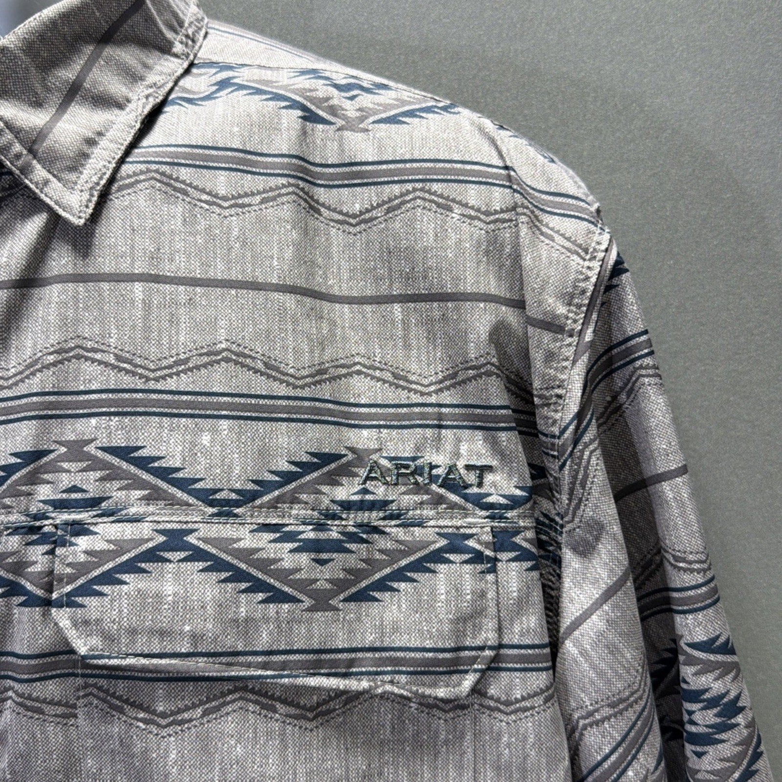 Ariat Tek Mens Small VentTEK Long Sleeve Shirt Western Southwest Aztec NWT
