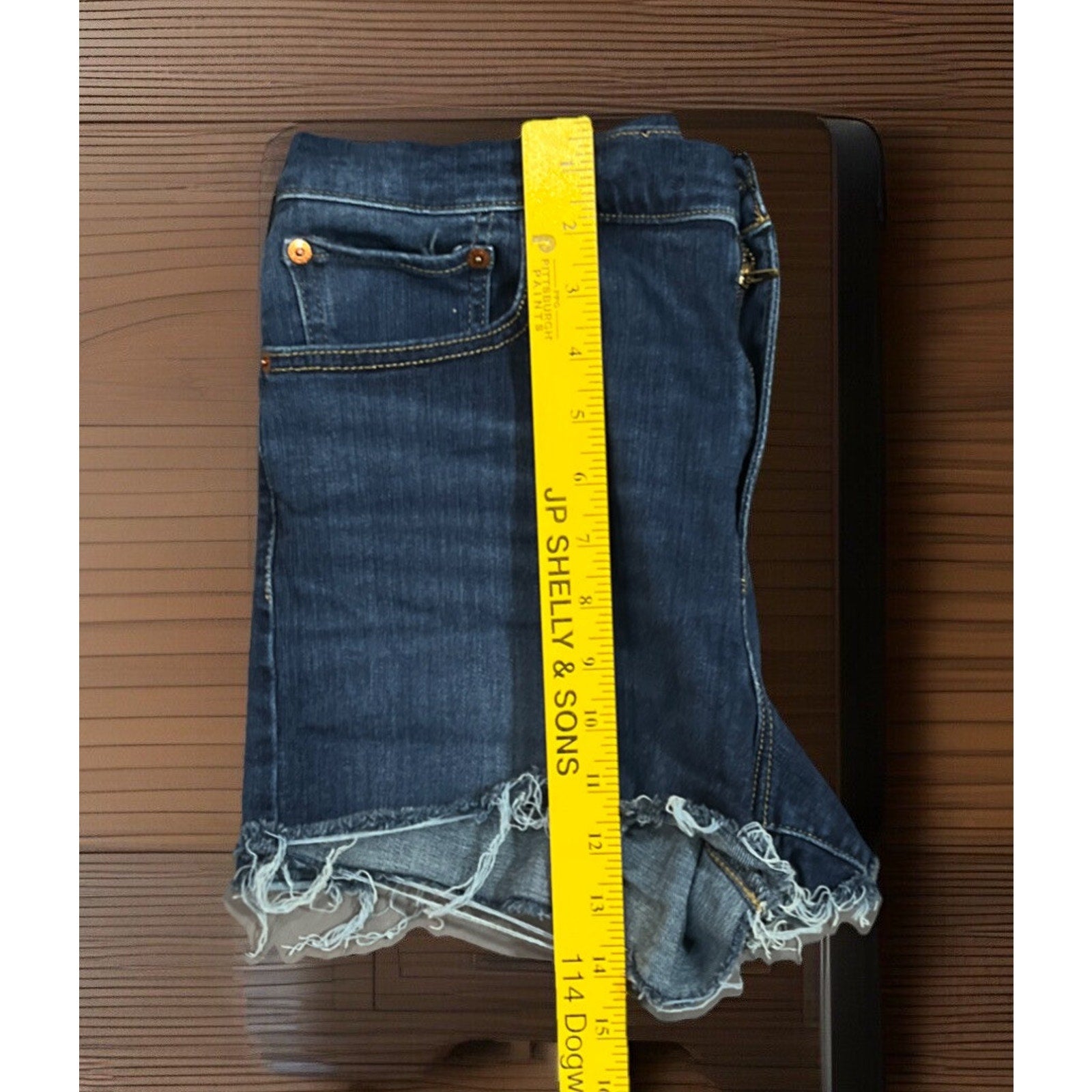 Levi's Shorts Women's 31 Blue Denim Zip Fly High Rise Cotton Frayed