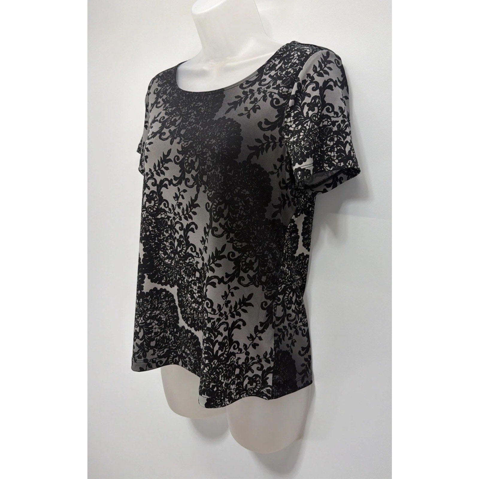 East 5th Essentials Stretch Top Cap Sleeve Black Gray Paisley Women Size S New