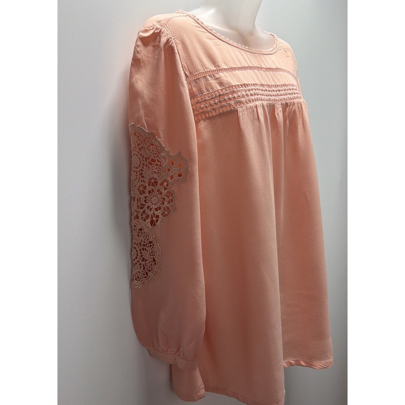 LOFT Peach Boho Lace Inset Top Blouse Large