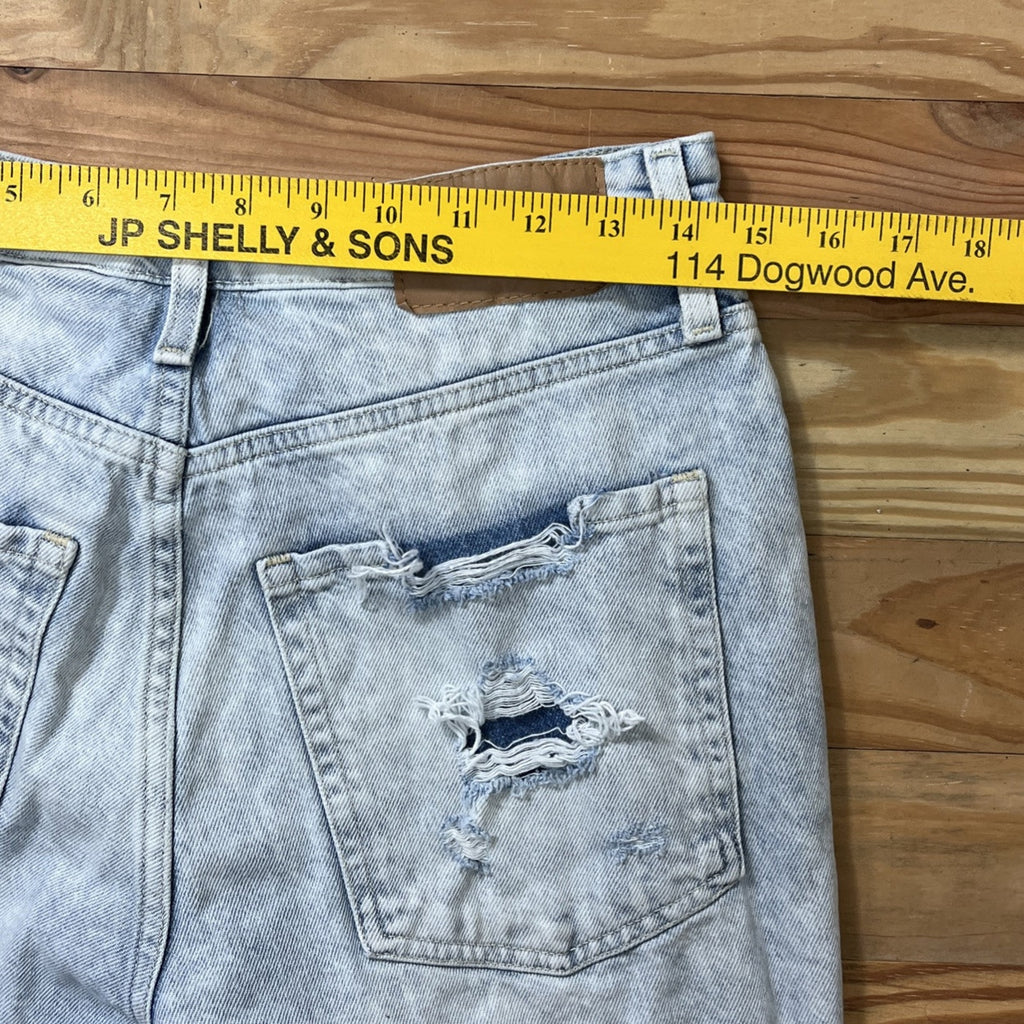 h&m women's Ripped Super high waisted Mom Jeans Size 8 29x28