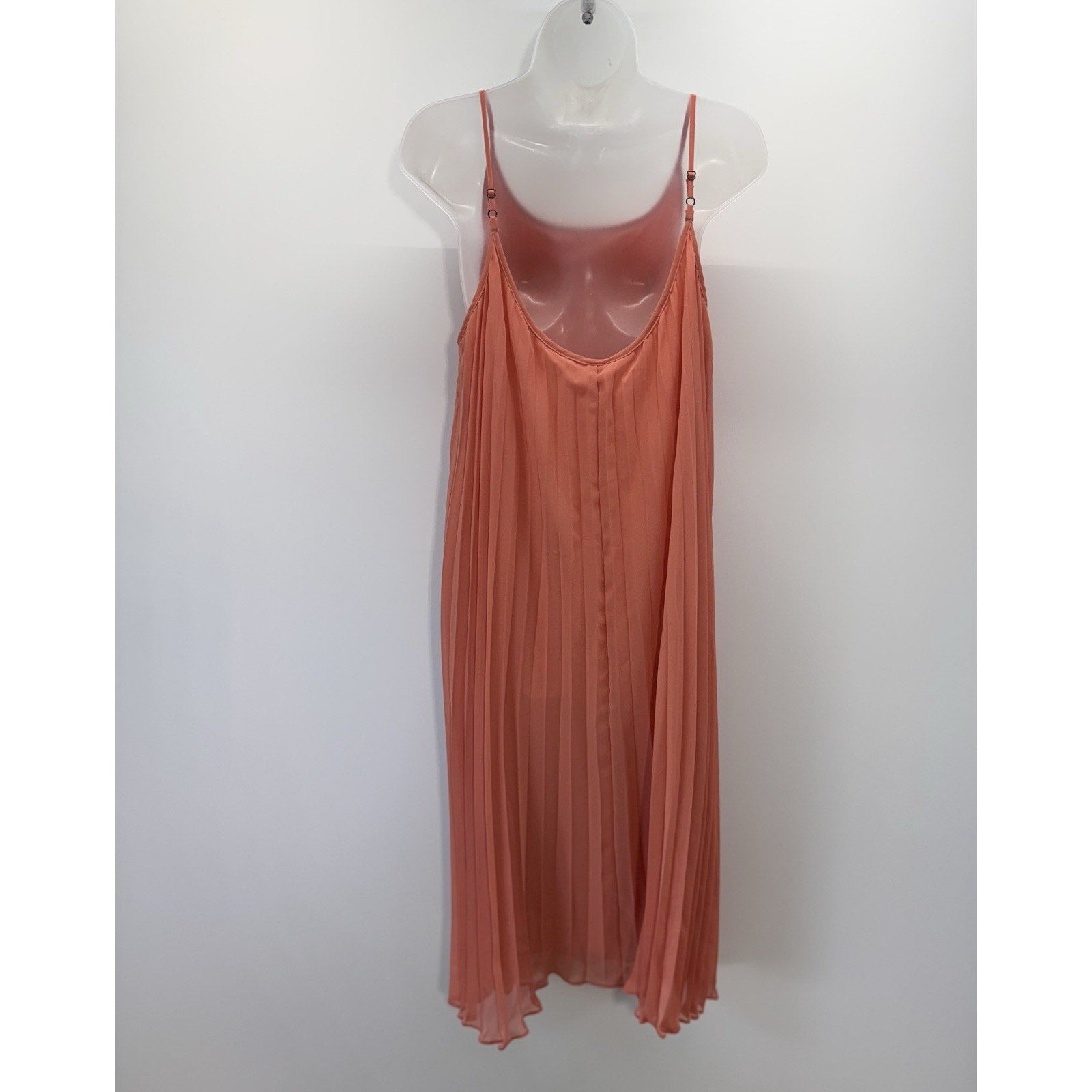 BCBGeneration Pleated Persimmon Orange Shift Dress Women’s Size Medium NWT