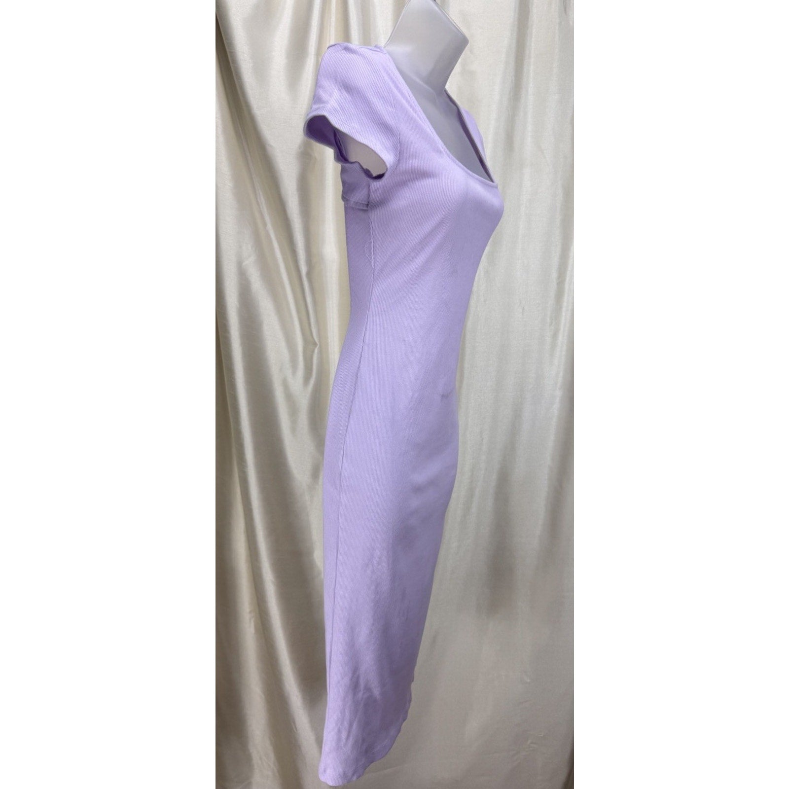 Ladies Apt. 9 Purple Ribbed Slim Fitting Dress Open Back Size Small