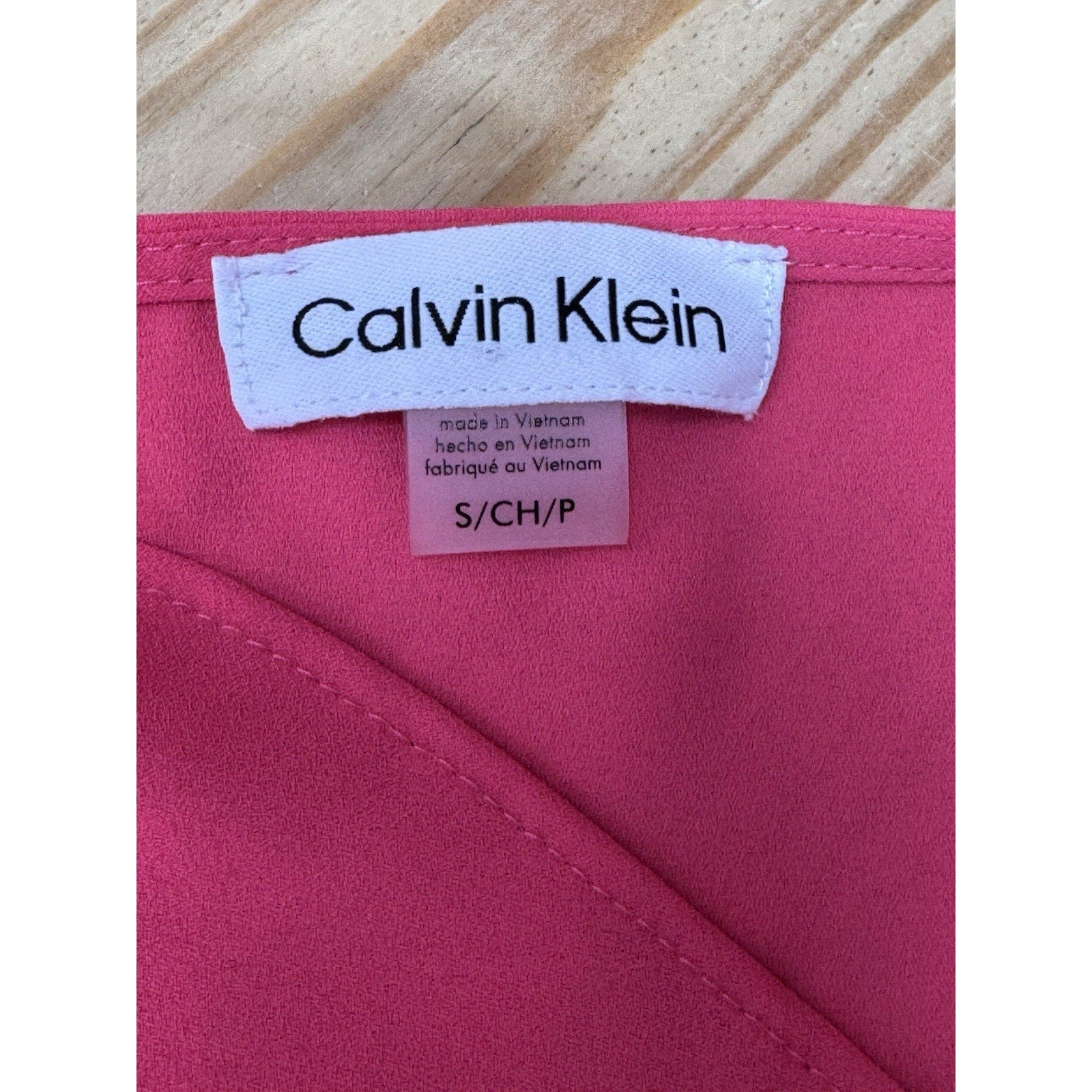 Calvin Klein Pink Solid Cap Sleeve Cowl Neck Blouse Women’s Size Small