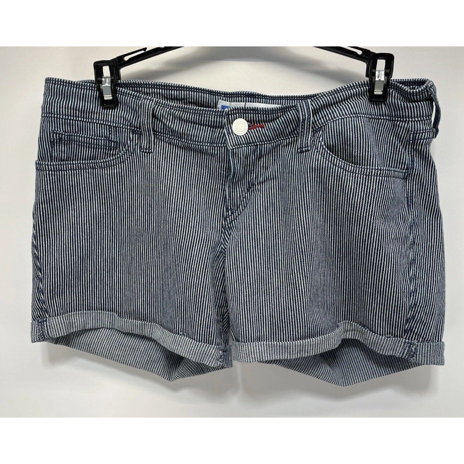 Levi's Denim Shorts Blue Conductor stripes 5 Pocket Zip Closure Roll Cuff 7/28