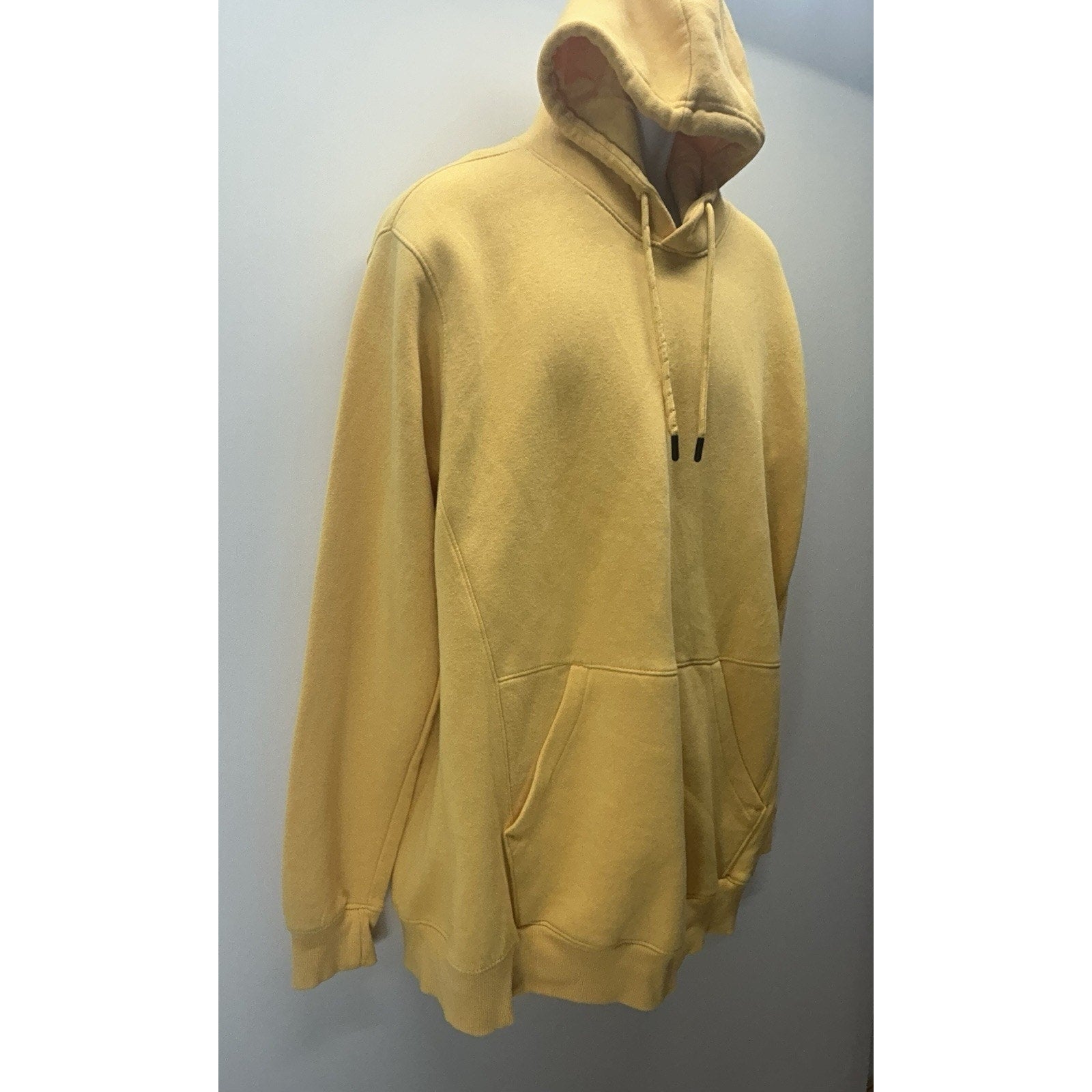 BCG Men's Sz 2XL Yellow Hoodie Hooded Sweatshirt With Pockets.