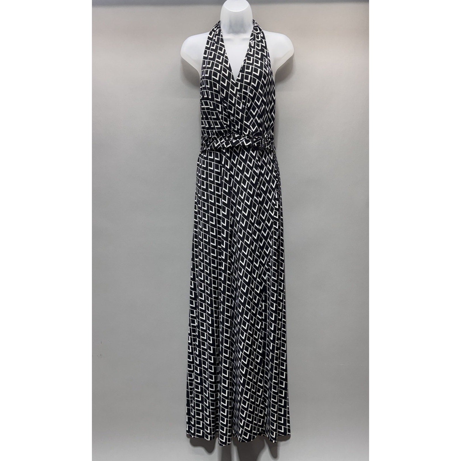 White House Black Market Dress Halter Formal Evening Gown Maxi Sexy Women’s 6