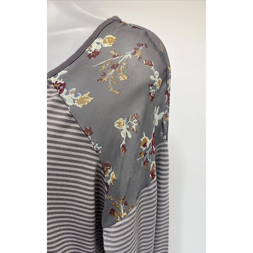 Mudd Top Womens Size M Gray Floral Striped Long Sleeve Boho Grunge Peasant