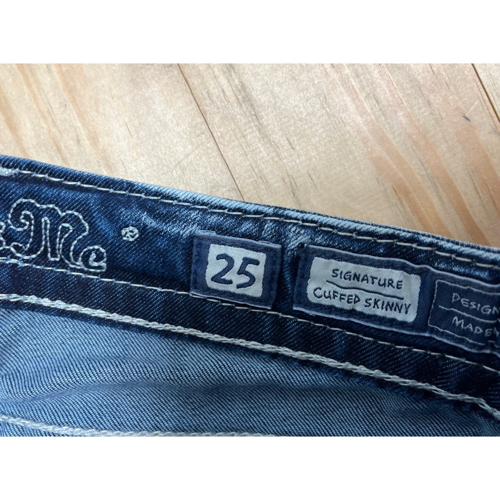 Miss Me Women's Signature Cuffed Skinny Jeans Embellished Cuffs Size 25