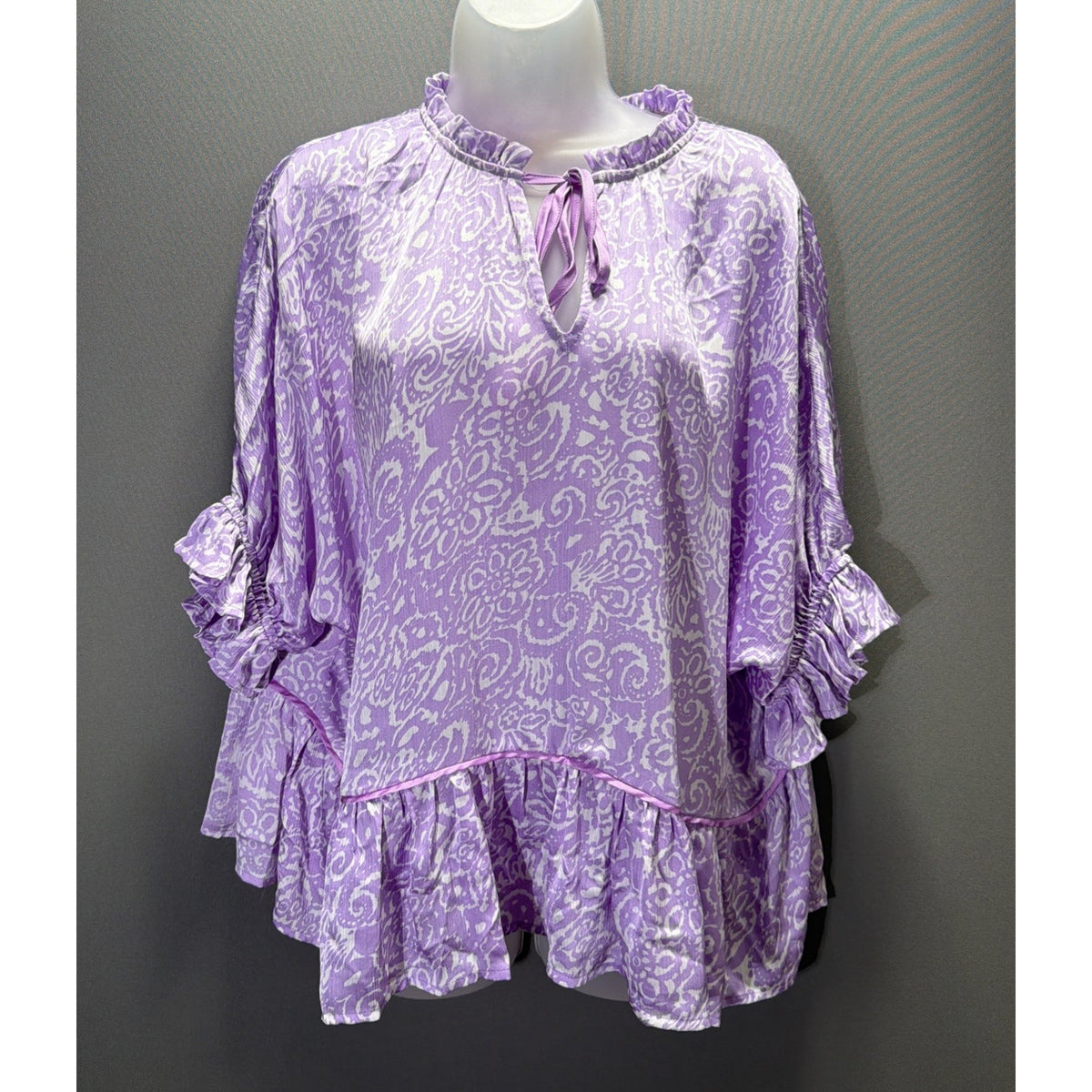 Umgee Lavender Floral Paisley Sheer Oversized V-Neck Blouse Size Small