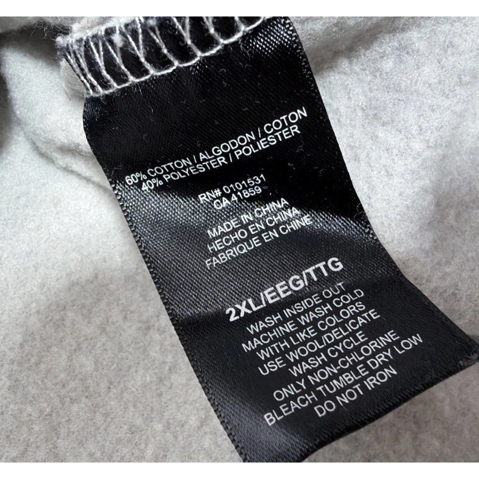 Disney CRUELLA De Vil Women's Fleece Sweater Tie Dye Grey Gray Lips Size 2XL