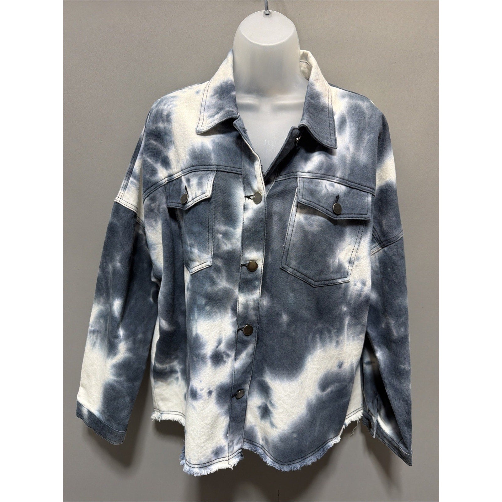 Anthropologies Easel LA Women’s Blue White Tie Dye Oversized Button Up Shacket M