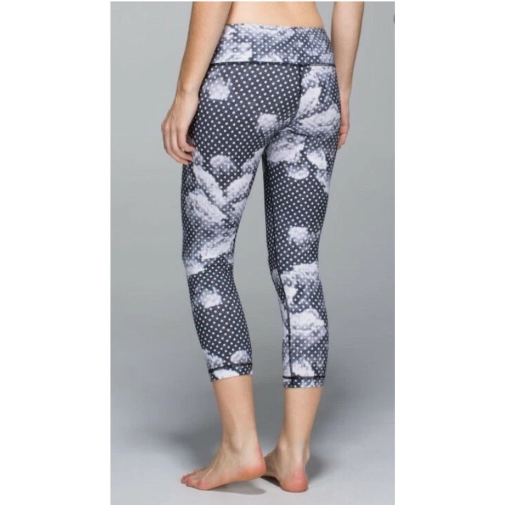 Lululemon Wunder Under II Crop Leggings Dottie Dream Rose Neutral Blush Size 8