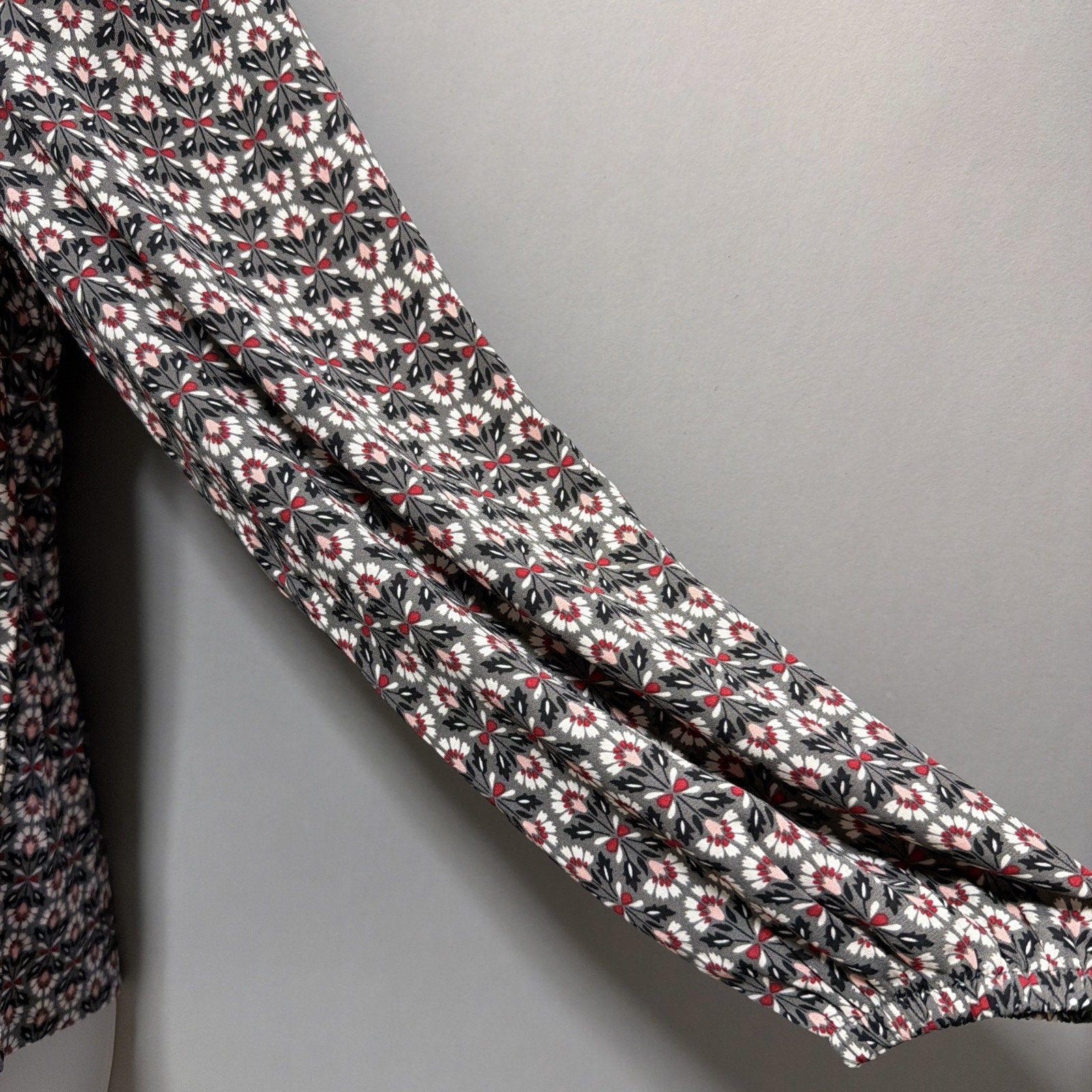 Loft Long Sleeve Floral Blouse Size XS Petite NWT