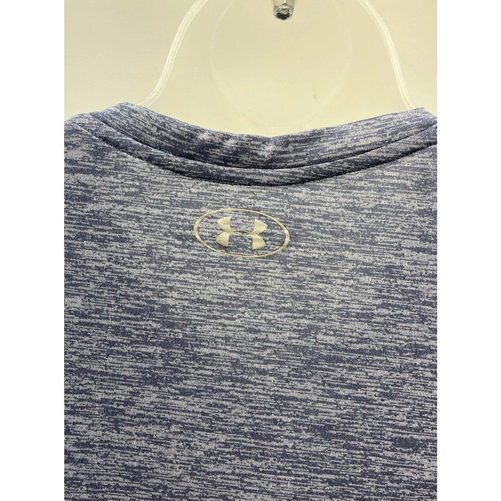 Under Armour Women's Tech V-Neck Twist Short-Sleeve T-Shirt , Medium