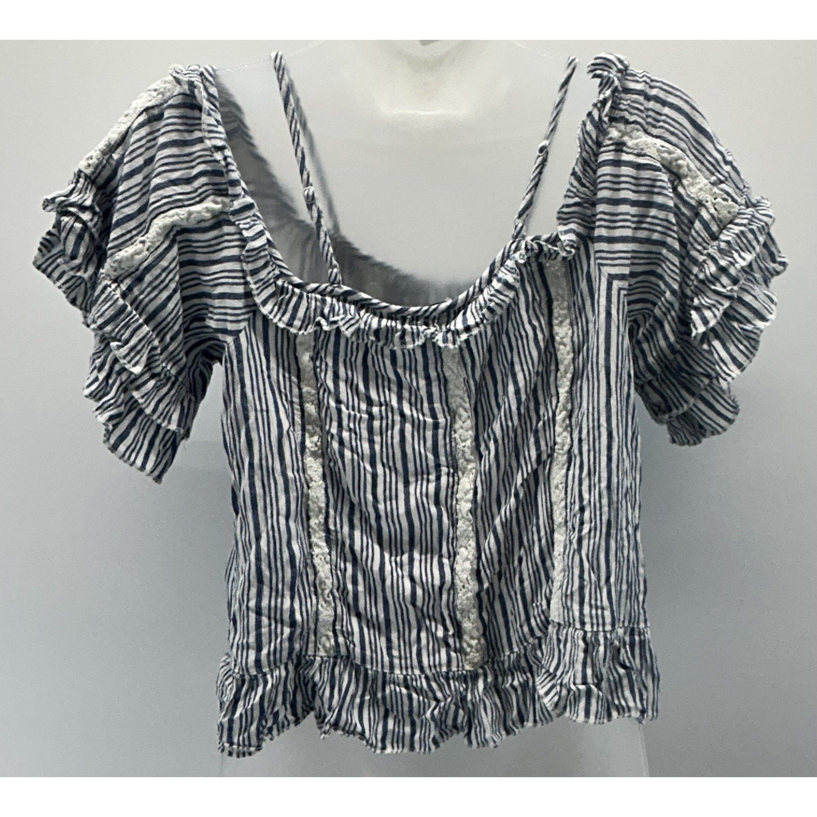 American Eagle Smocked Crop Top Womens Size XS Short Sleeve BLUE White Bohemian.