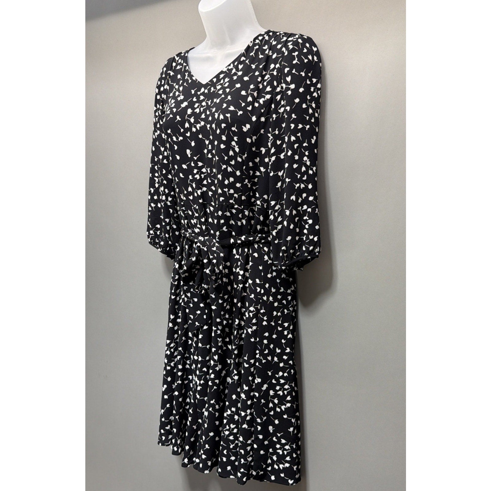 Talbot NWT Dress 4 Petite 3/4 Puff Sleeve Lined Floral Fit Flare Flouncy Career