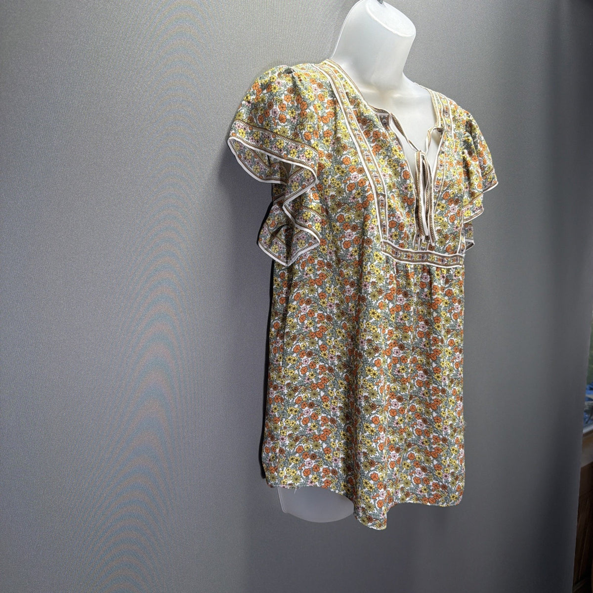 Max Studio Top Womens L Floral Boho Chic Ruffle Tie Neck Casual Career Shirt
