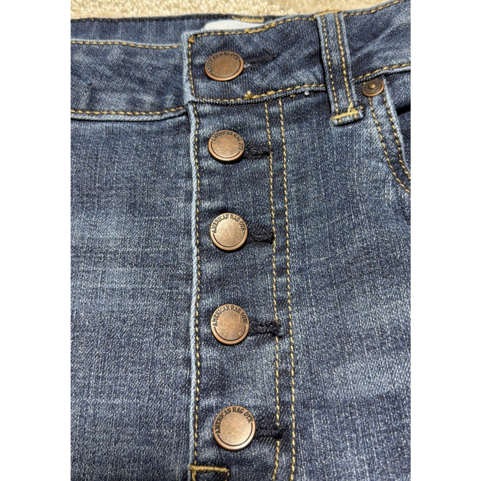 American Rag Off The Rack Women's High-Rise Button-Fly Flare Jeans 29/11 NWOT