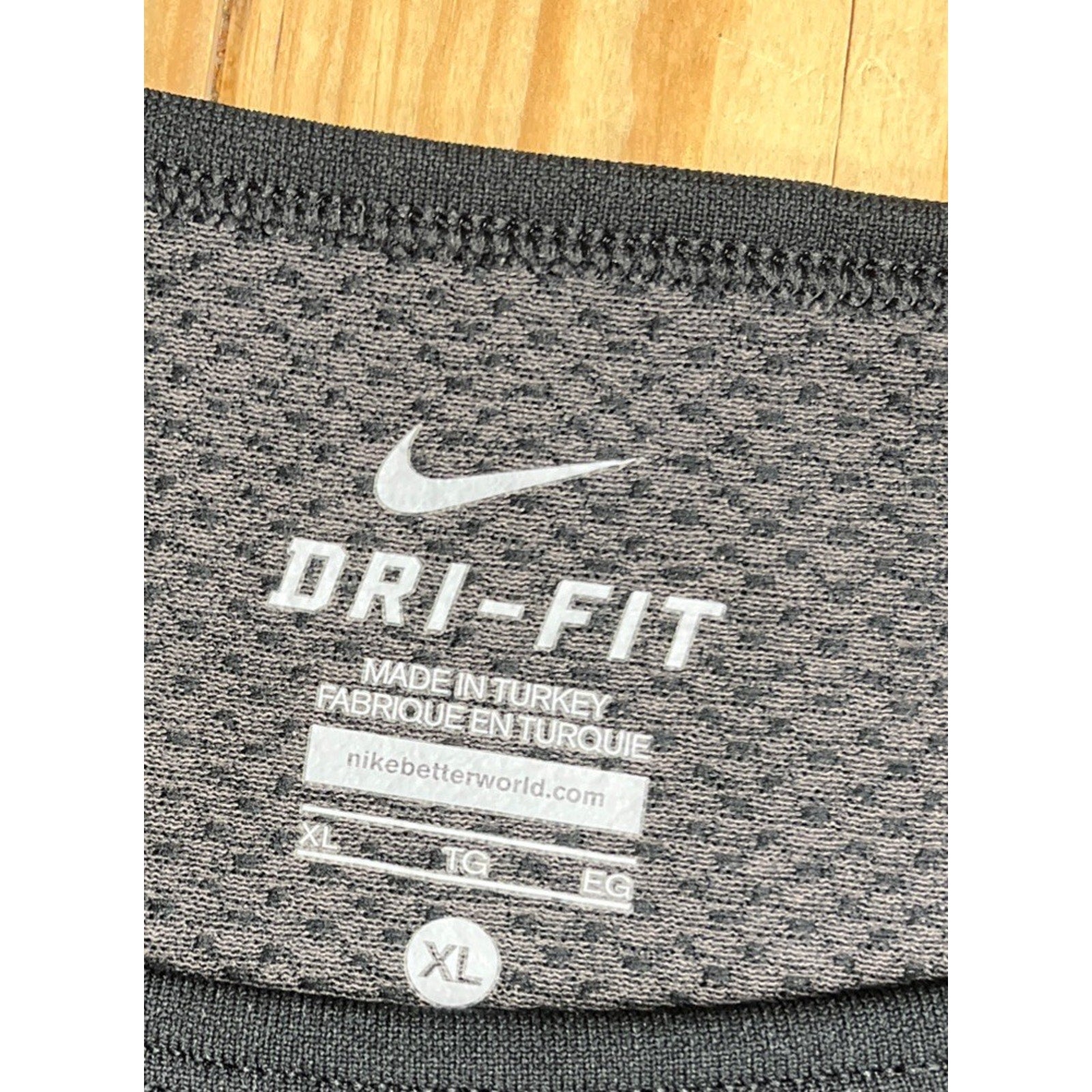 Nike Womens Dri Fit Running Reflective Long Sleeve Black Shirt Size XL