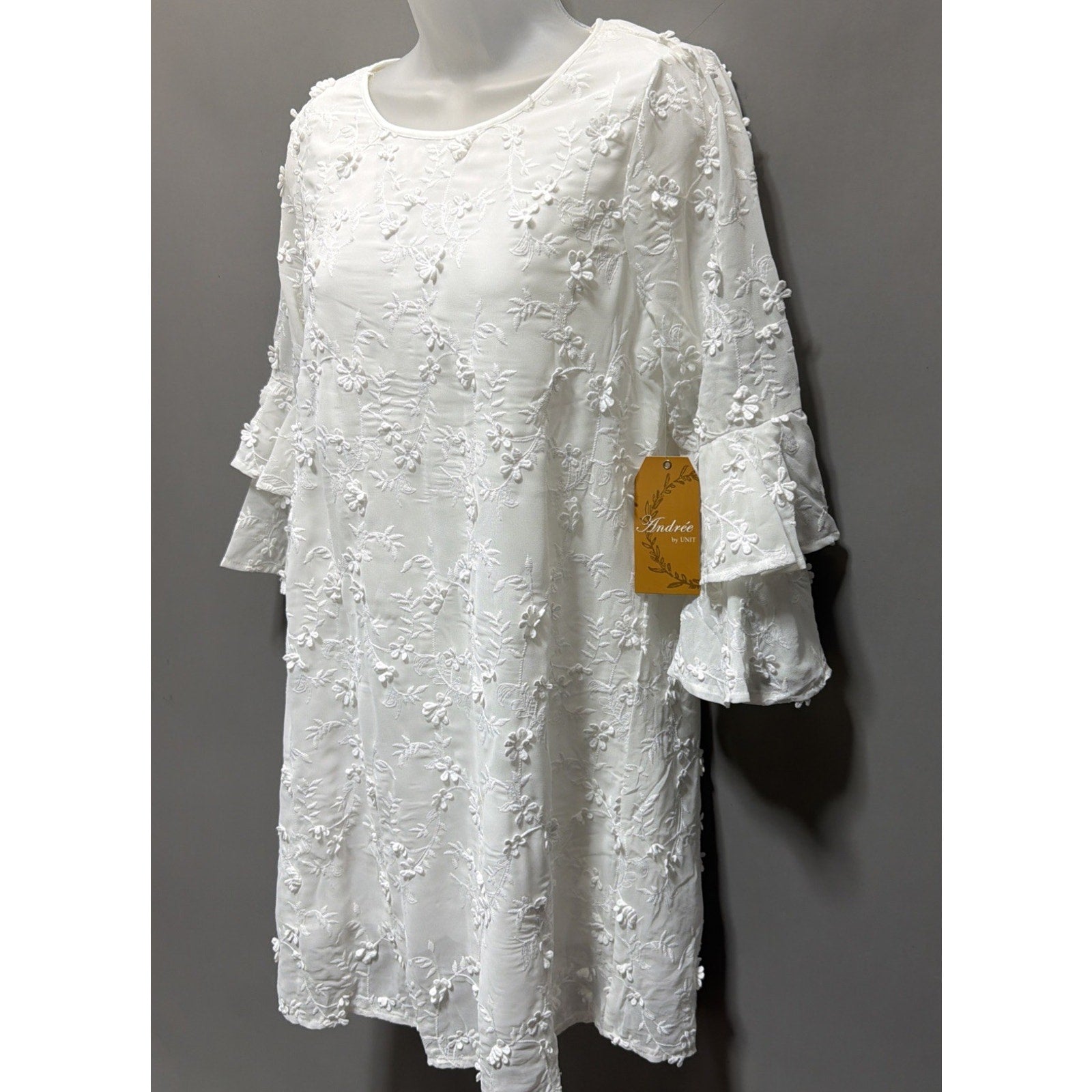 NWT White Micro Floral Embroidered Shift Dress Sz S Bride Bridal Shower Feminine