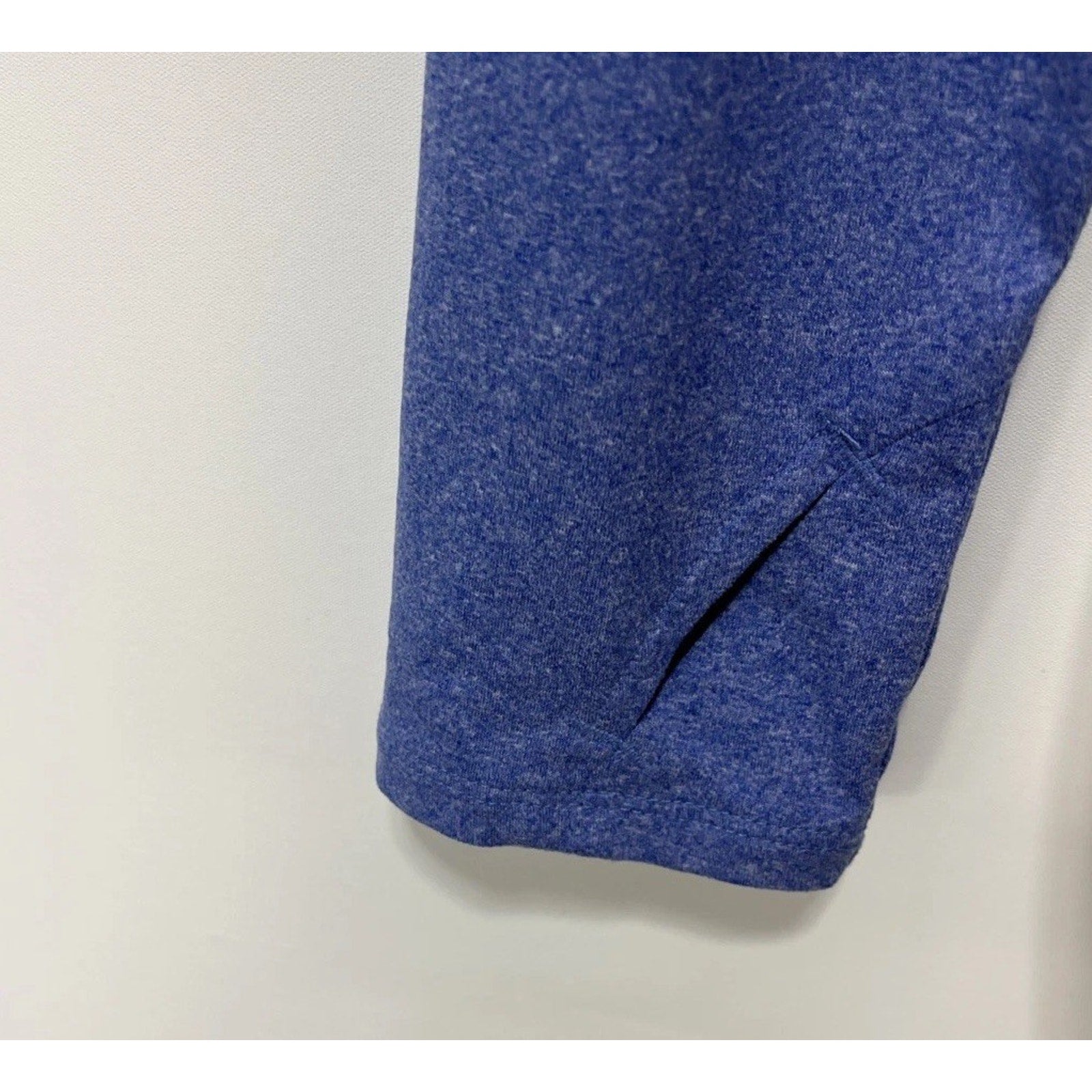 SPYDER Active Women M Long Sleeve Pullover Activewear Pocket Shirt Thumb Hole