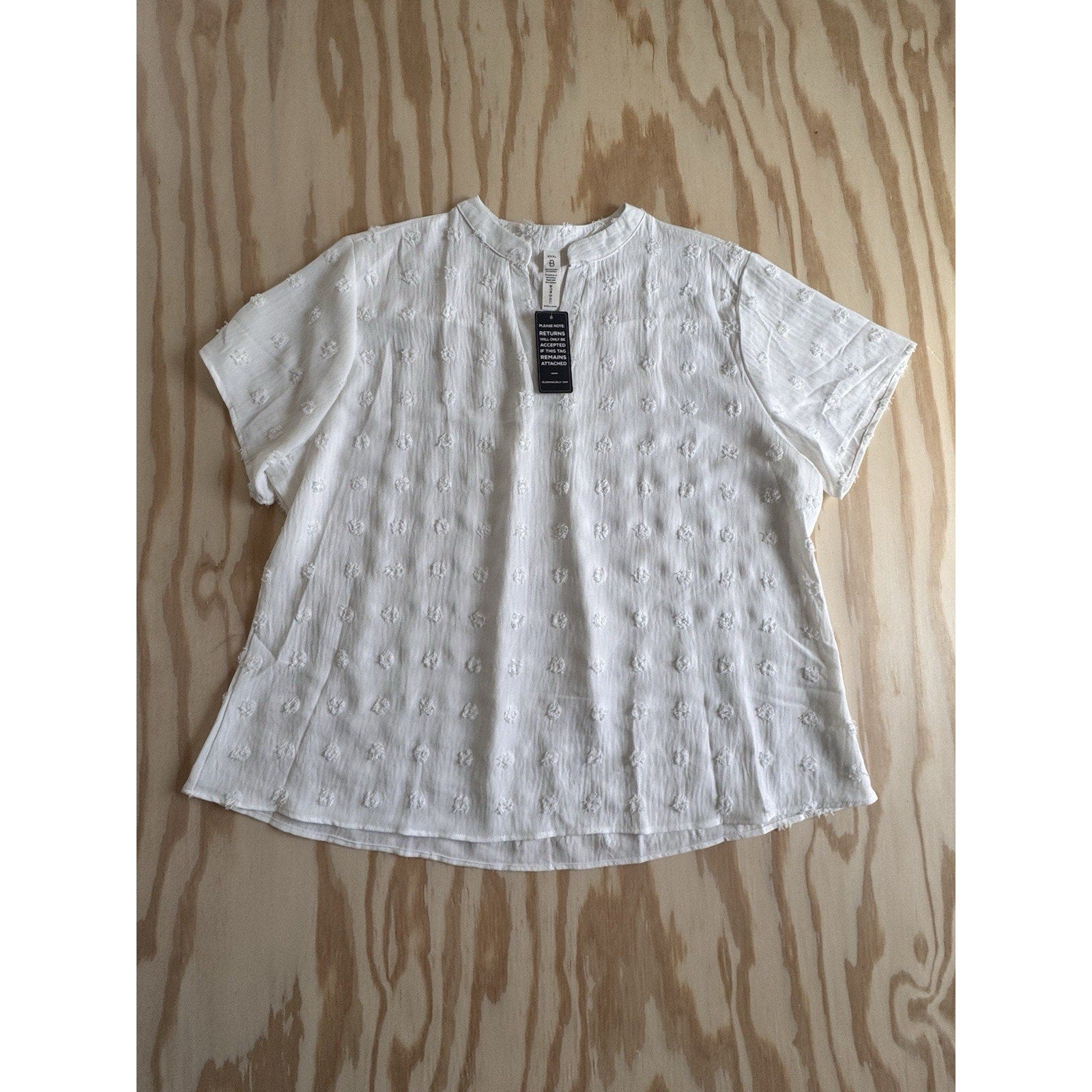 Blooming Jelly Size XXXL White Swiss Dot Embossed Floral Texture New With Tags