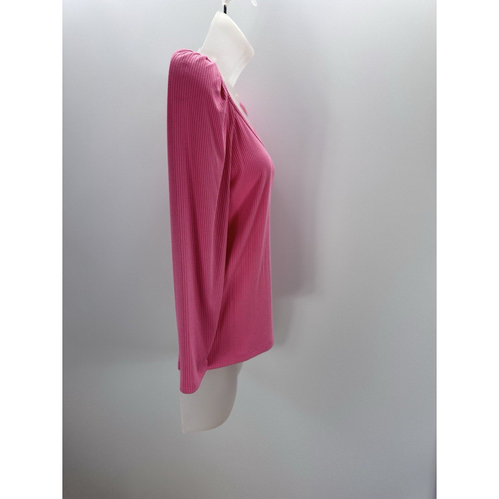 Ann Taylor Women’s Top Small Pink Long Sleeve Ruffled Shoulder