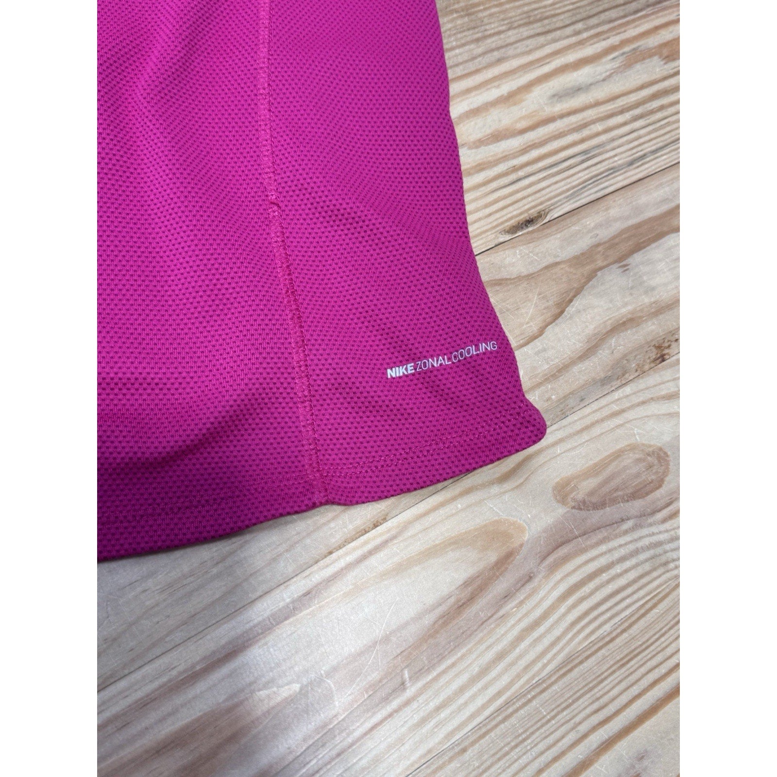 Nike Zonal Cooling Dri-Fit Pink Round Neck Athletic T-Shirt Women’s Size Large