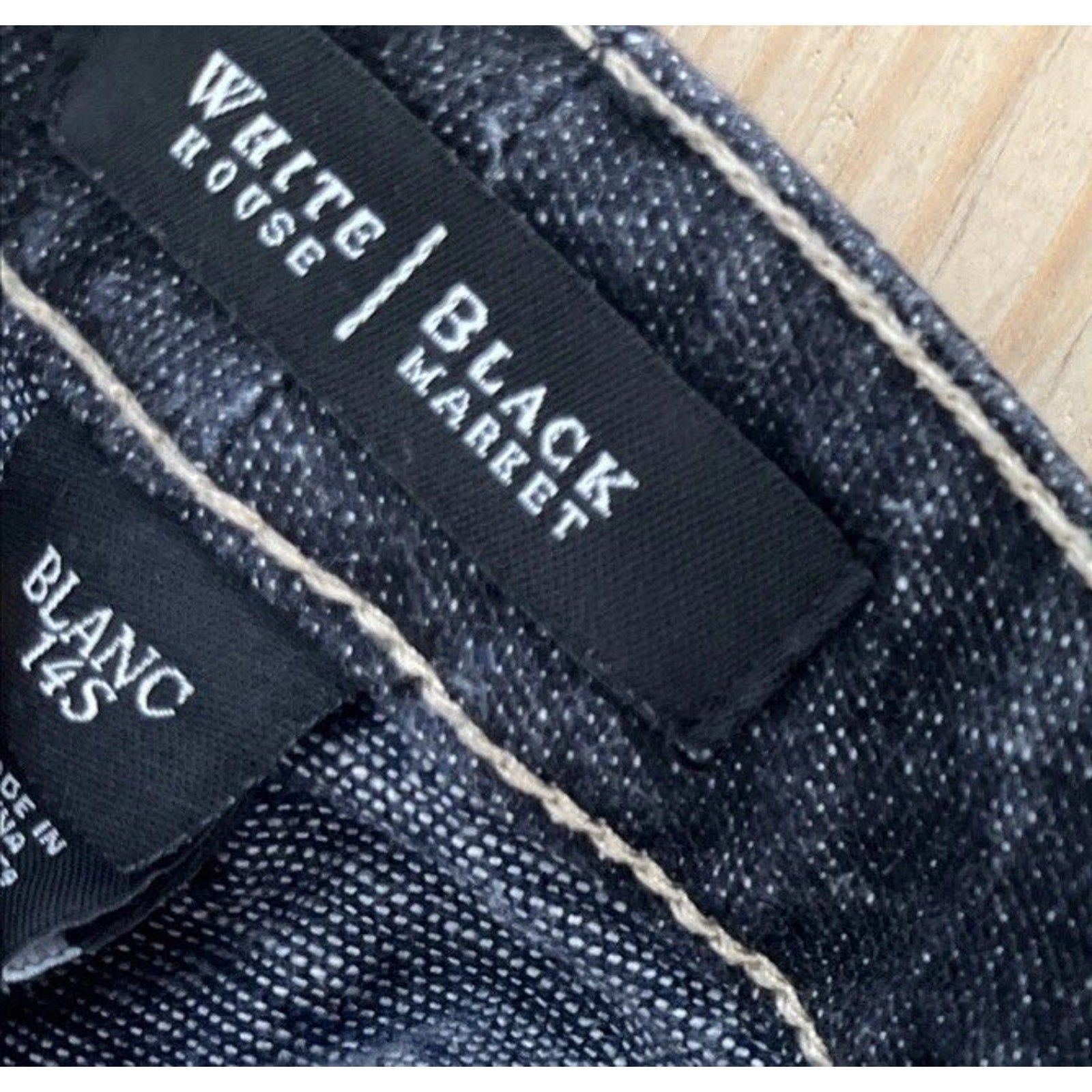 White House Black Market Blanc Trouser Leg Rhinestone Jeans Women's 14S Black