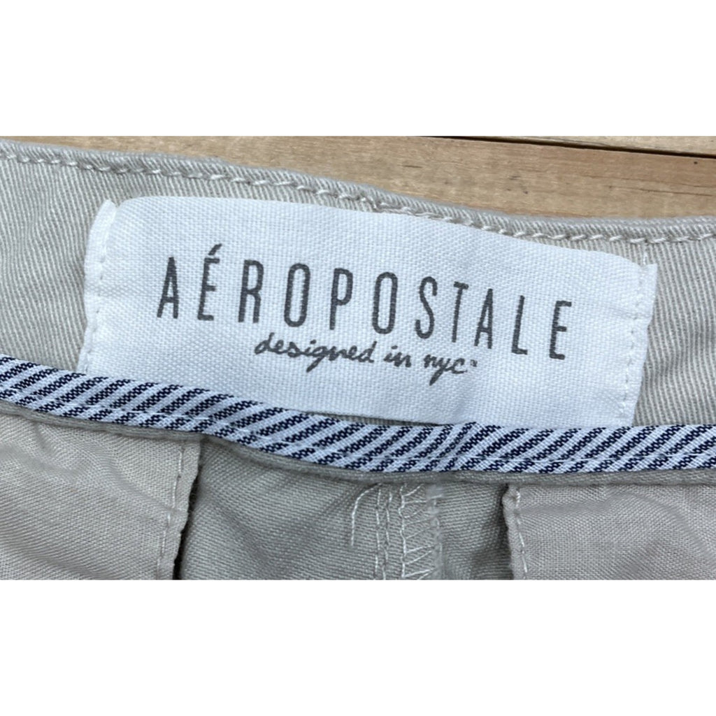 Aeropostale Bermuda Shorts Twill Womens Size 2 Khaki