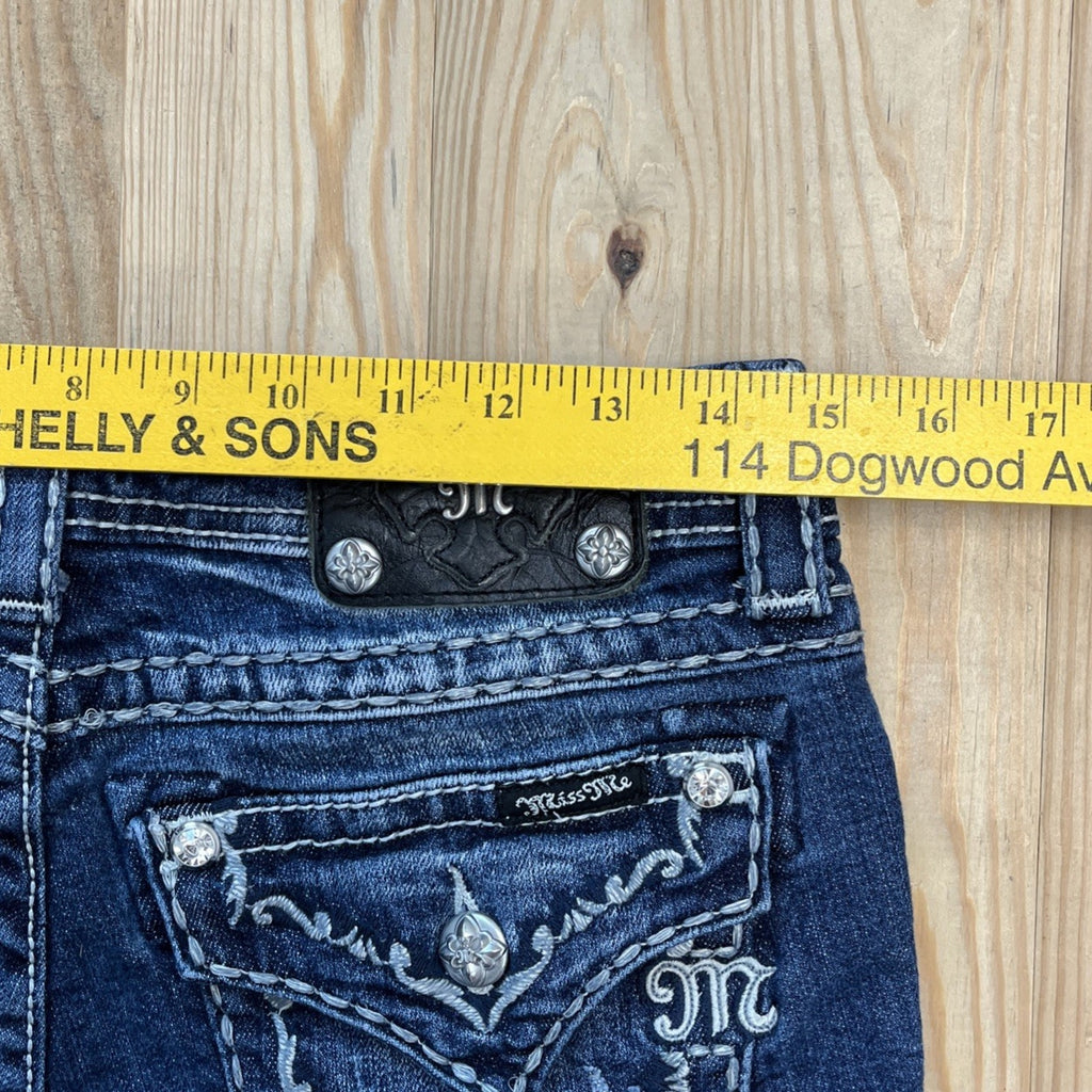 Miss Me Boyfriend Bermuda Shorts Sz 27 Denim Blue Woman Embroidered Flap Pocket