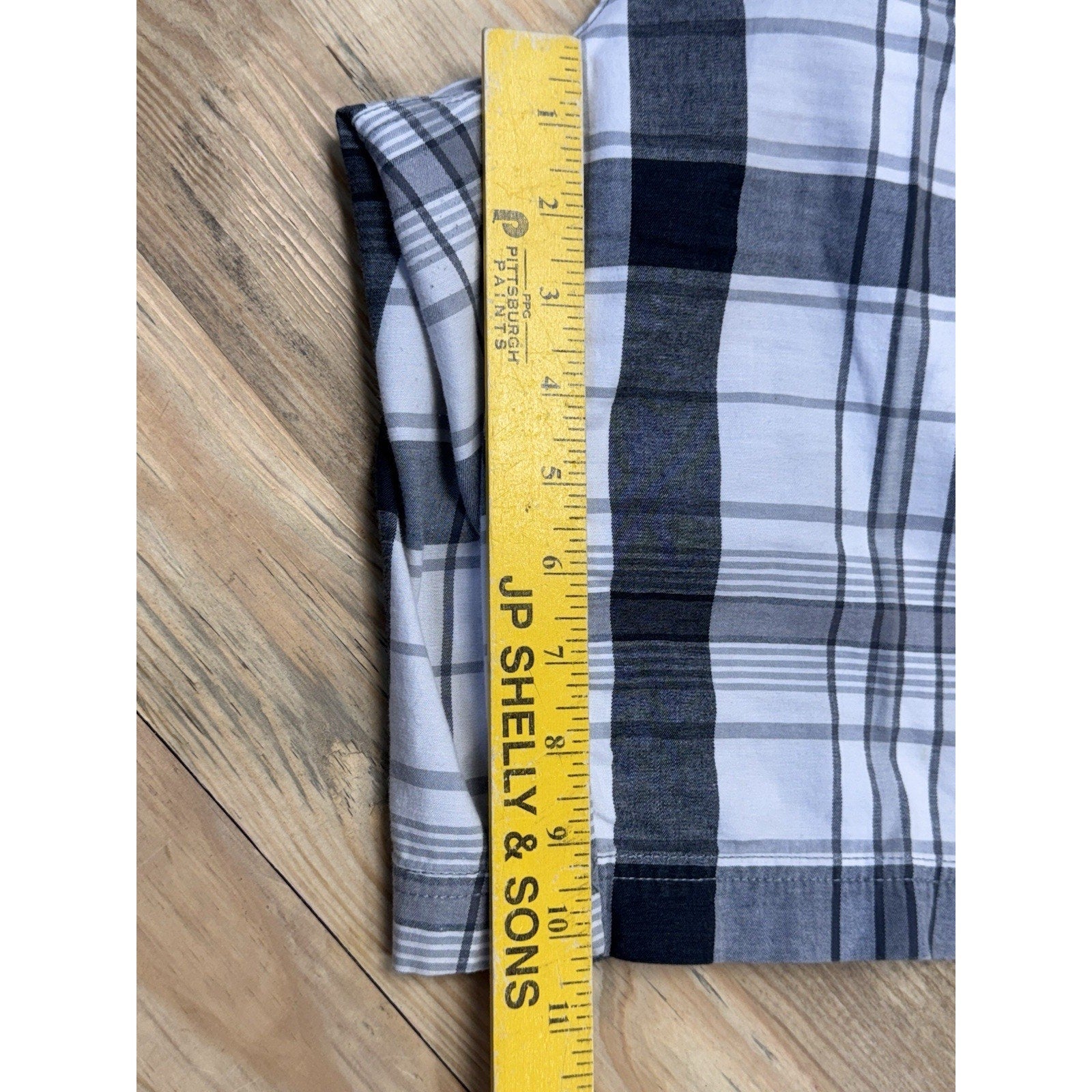 St Johns Bay Shorts Blue And White Plaid Bahama Women’s Size 8