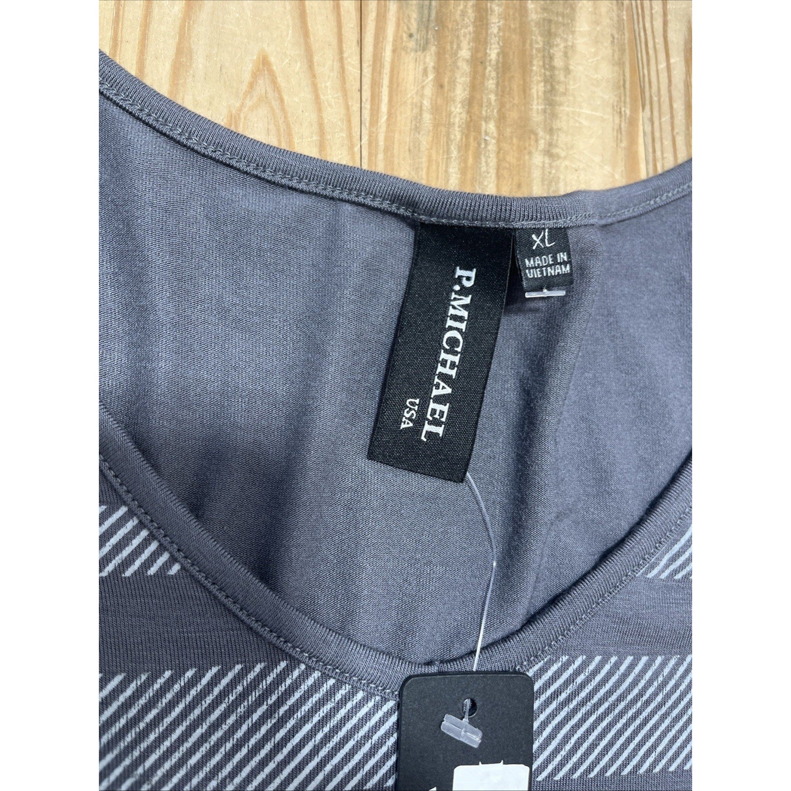 University Of Tennessee Vols P. Michael Embellished Tunic Gray Women’s XL NWT