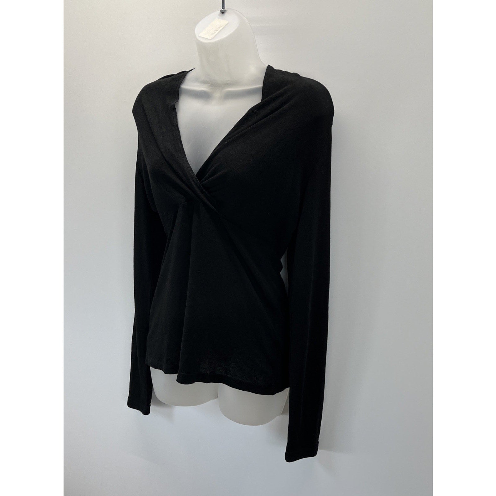 NWT DJT Twisted Bust Fitted Top Ribbed Knit Pullover Black Size Medium