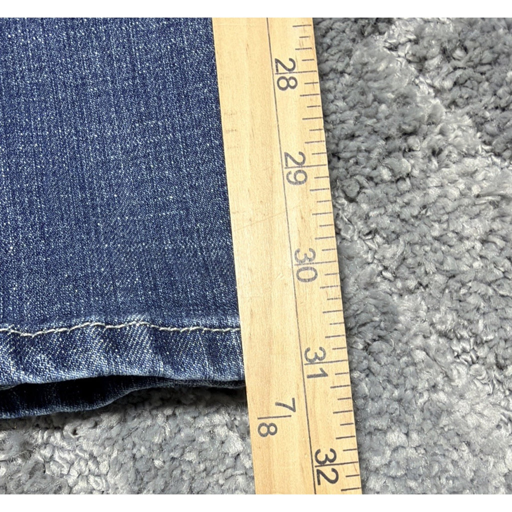 Wrangler Medium Wash Denim Jeans 5-Pocket Logo Accent Women 9x32