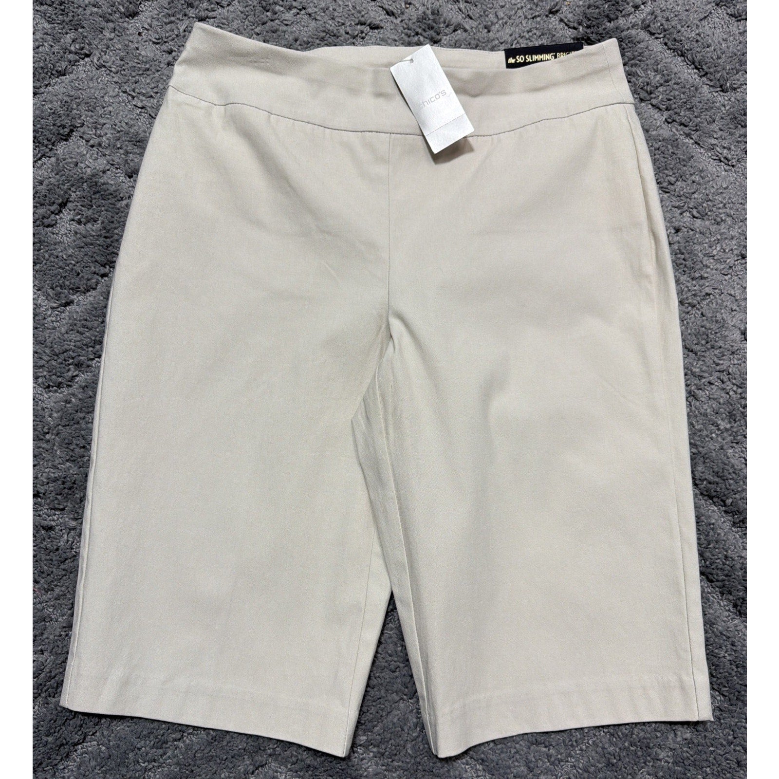 New Chico's So Slimming Pull On Brigette Bermuda Shorts Size 0.5