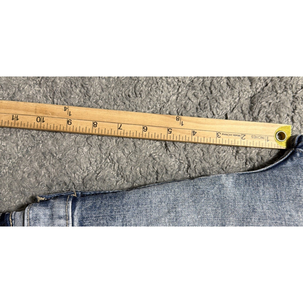 Women’s Gap Universal Baby Boot Jeans Size 10/30 Short Light Wash NWT