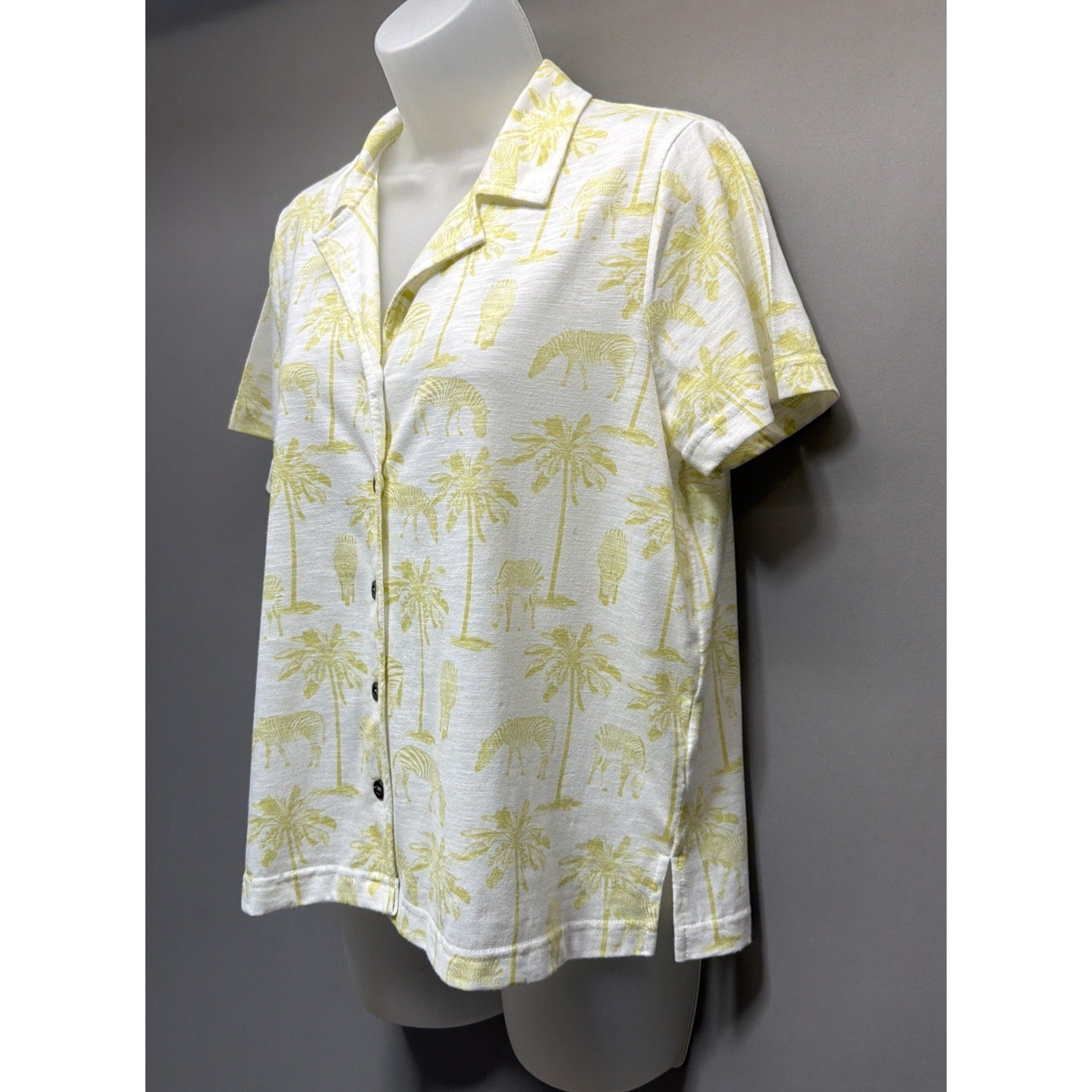 Jane + Delancey Zebra Palm Tree Short Sleeve Button Down Soft Cotton Blend Top S
