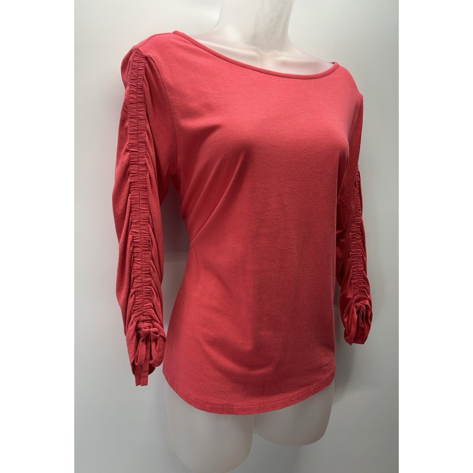 TALBOTS Size Small Petite Womens Pink Cotton V-Neck Short Sleeve Soft T-Shirt.