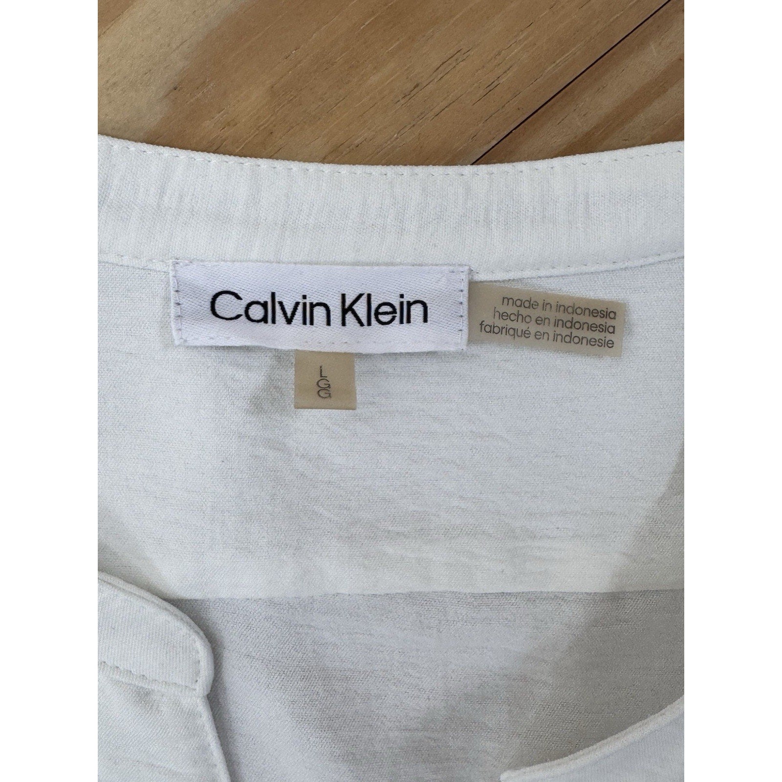 CALVIN KLEIN Ivory Button Down Blouse Pockets Crinkled Polyester Women’s Size L