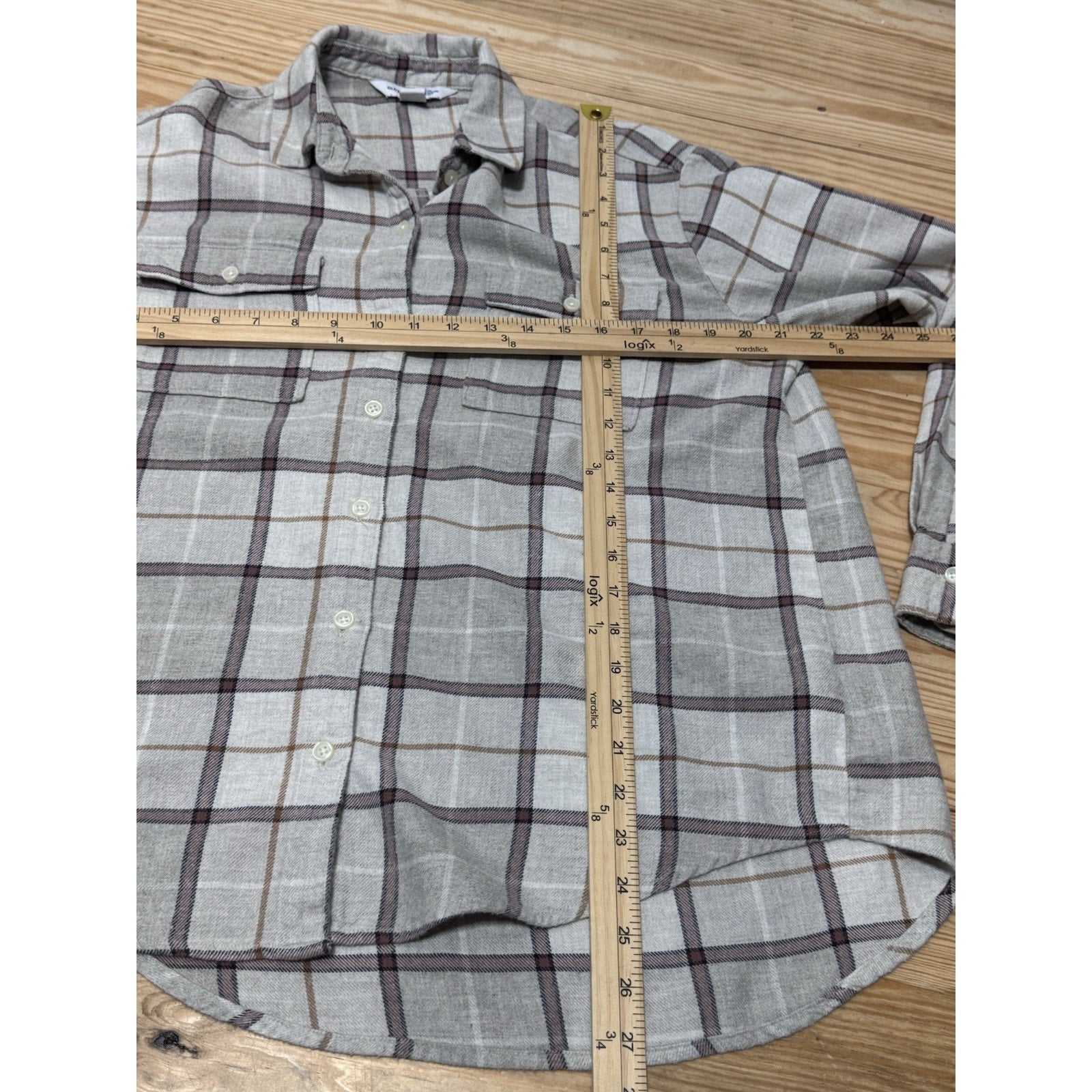 Old Navy Womens The Boyfriend Flannel Shirt Button Down Plaid Gray Purple Small