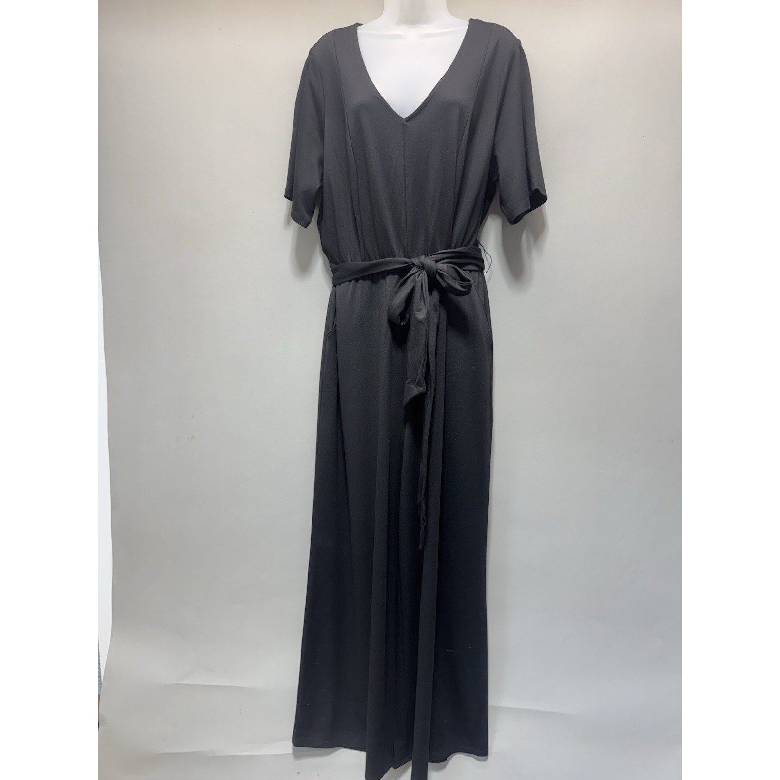 Lane Bryant NWT Womens Size 18 Black Wide Leg Jumpsuit Tie Waist V Neck $99