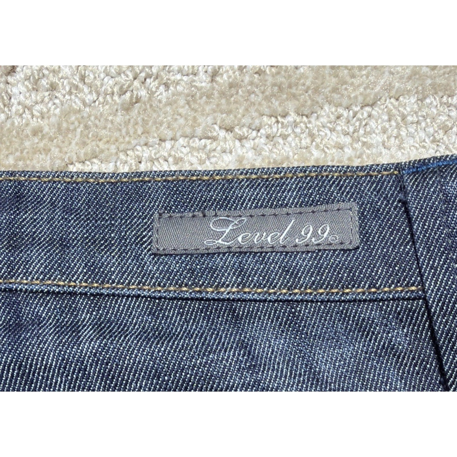 Level 99 Anthropologie Denim Bootcut Flare Jeans Size 26 Mint Condition 28x31